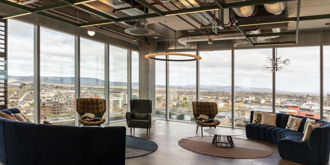 Verizon 1 BQ Fit-out